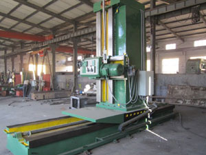 立柱移動(dòng)端面銑床